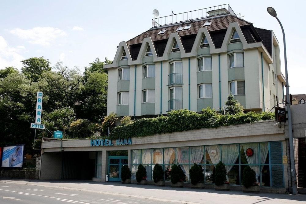 Hotel Bara Junior Будапеща Екстериор снимка