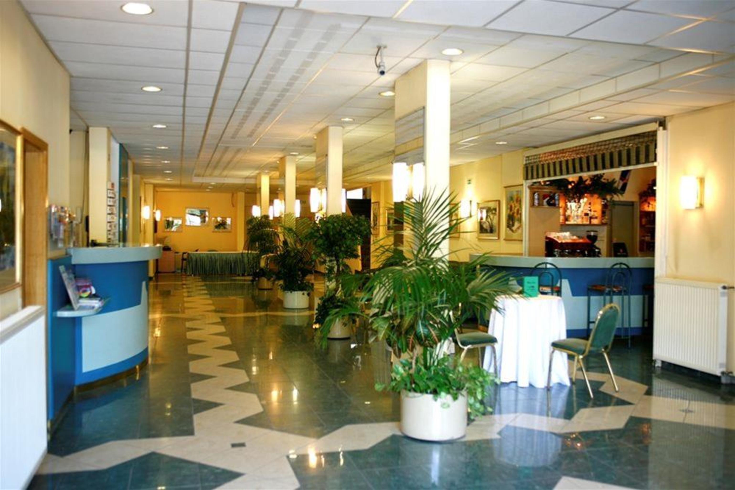 Hotel Bara Junior Будапеща Екстериор снимка