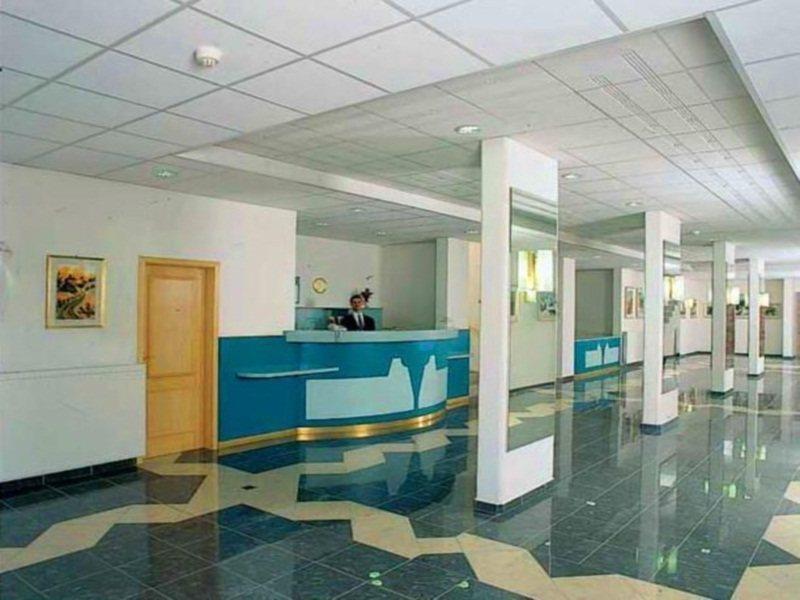 Hotel Bara Junior Будапеща Интериор снимка