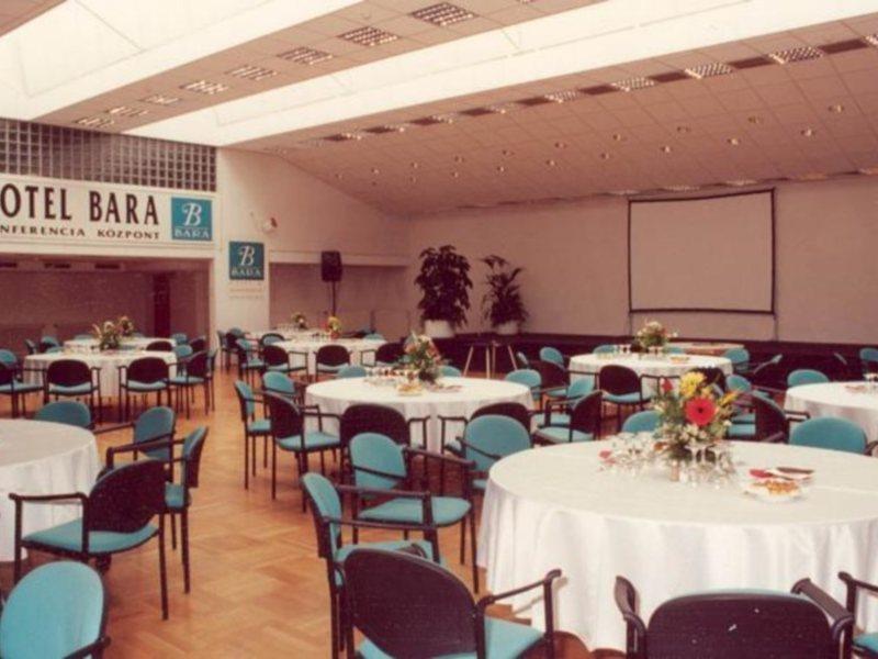 Hotel Bara Junior Будапеща Екстериор снимка