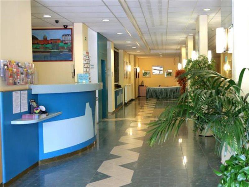 Hotel Bara Junior Будапеща Екстериор снимка